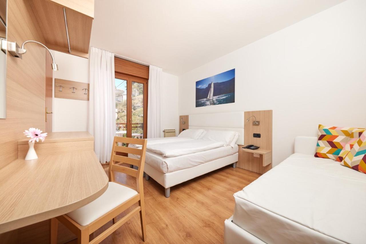 Beach Hotel Rosa Мальчезине Экстерьер фото