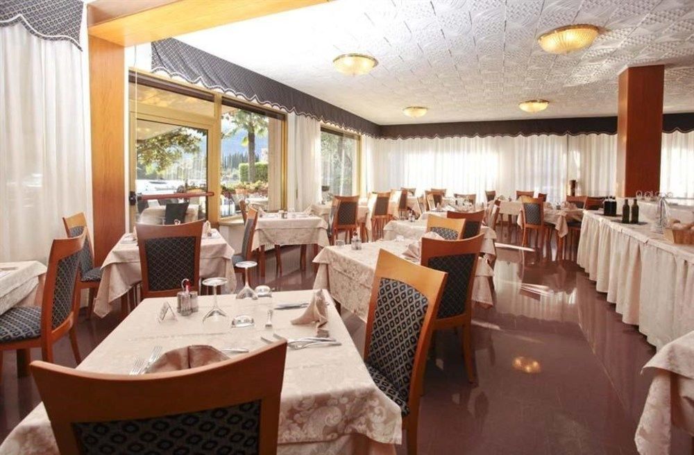 Beach Hotel Rosa Мальчезине Экстерьер фото